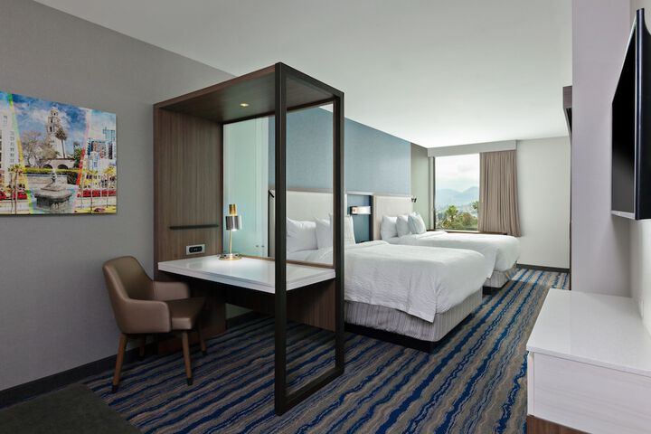 SpringHill Suites by Marriott Escondido Downtown