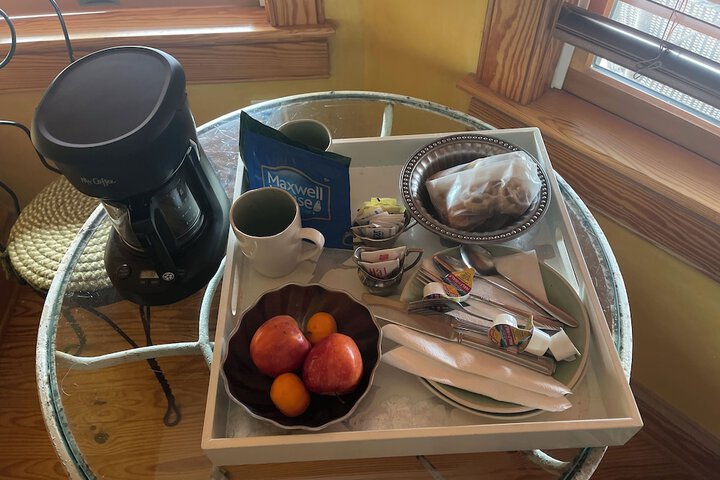 Cypress Moon Inn