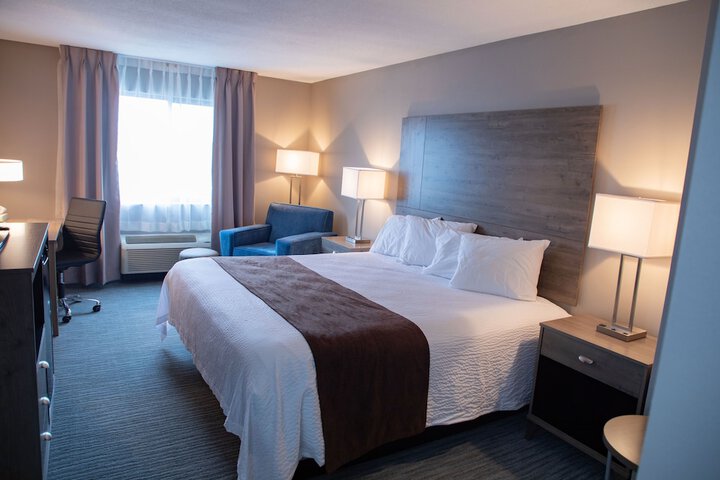 Room 14 of 18