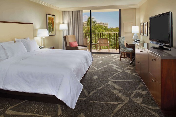 Hilton Hawaiian Village Waikiki Beach Resort