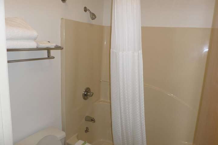 A Richland Inn Lewisburg