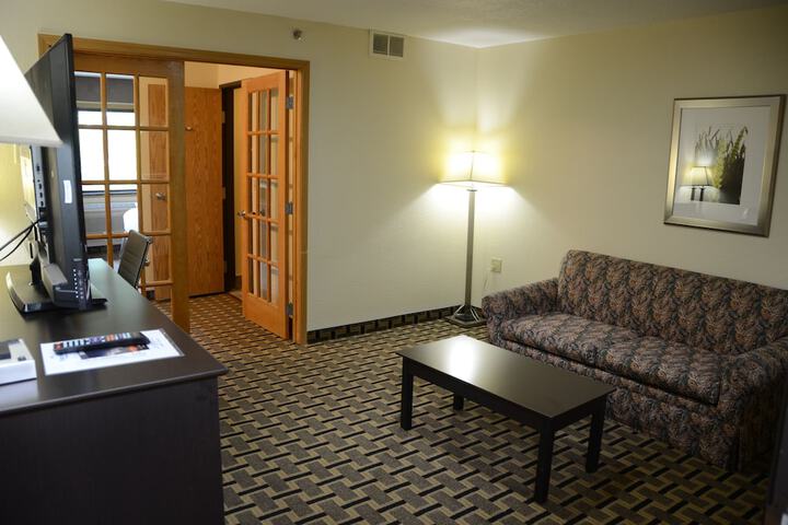 Room 43 of 58