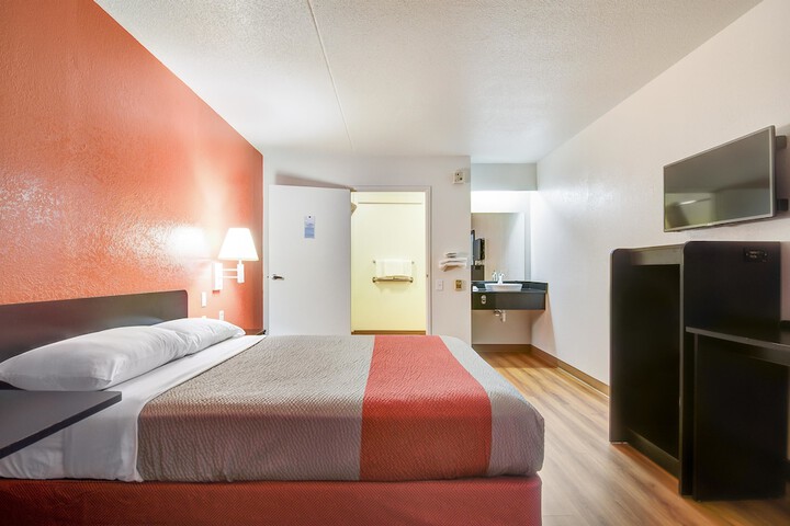 Room 22 of 30