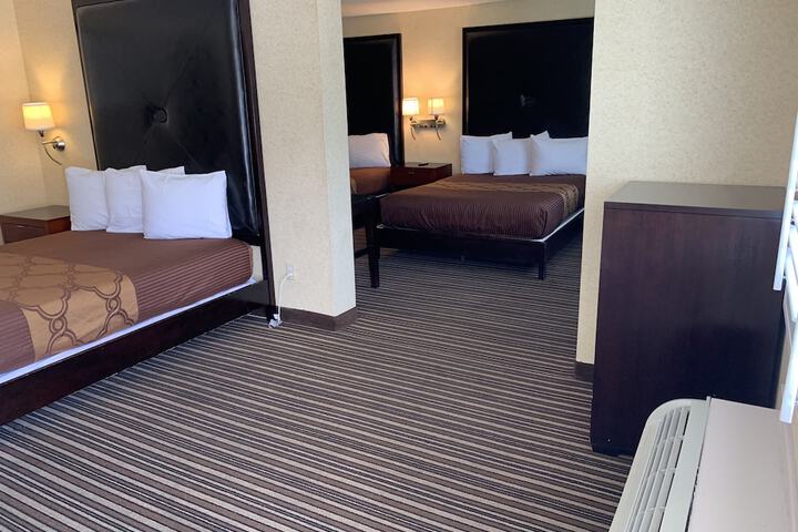 Room 19 of 37