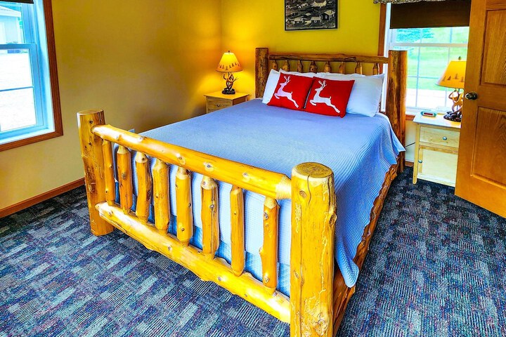 Black Elk Resort Cottages and RV Park