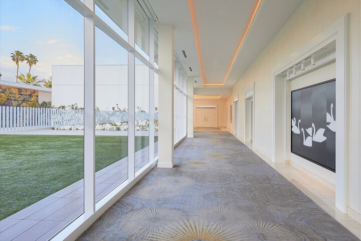 Ballroom/Hall 131 of 150