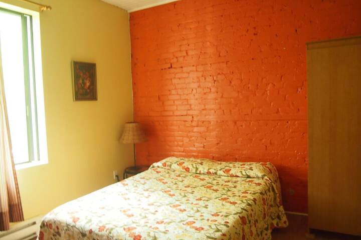 Room 21 of 39
