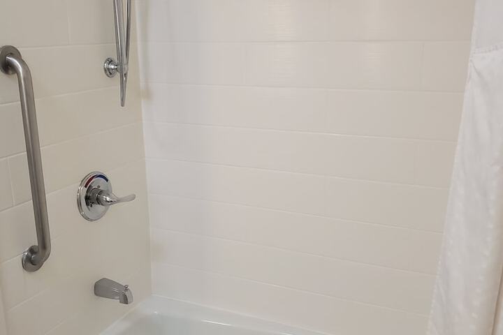 Room 18 of 39