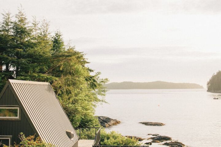 Duffin Cove Oceanfront Lodging