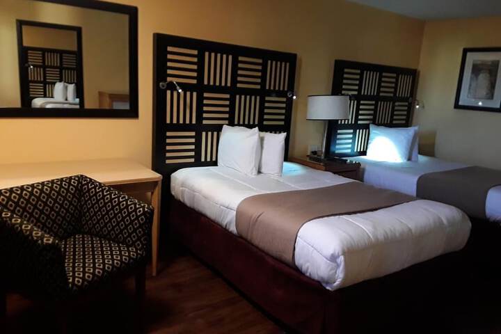 Room 18 of 27
