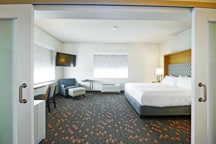 Room 56 of 155