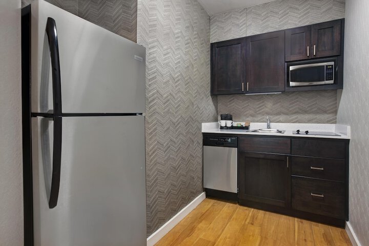 Homewood Suites by Hilton Chicago-Lincolnshire