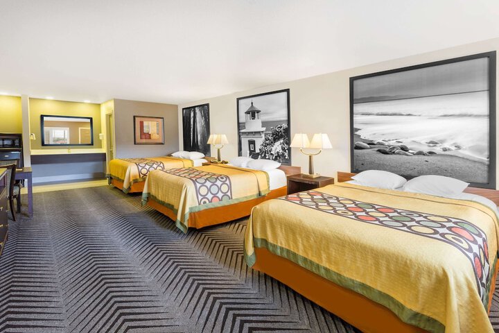 Room 19 of 21