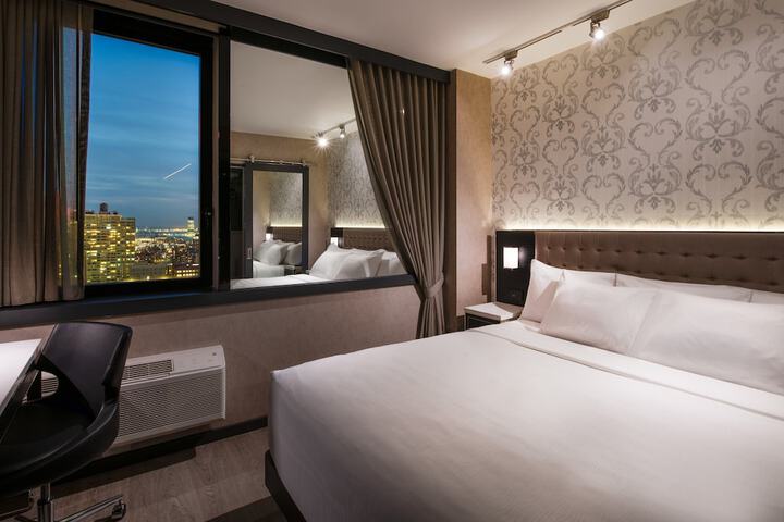 Room 20 of 52