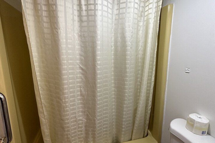 Room 21 of 26
