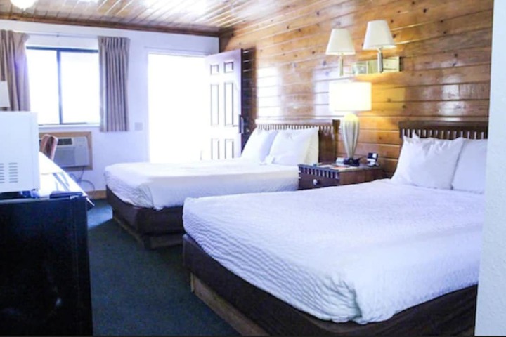 Room 8 of 20