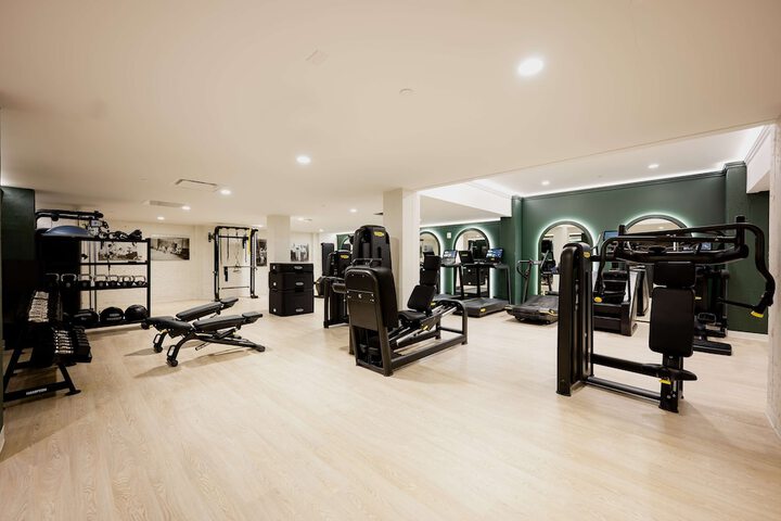 Hotel Fort Des Moines Curio Collection by Hilton
