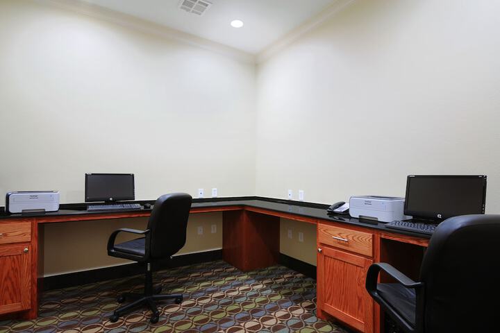 Business Center 50 of 50