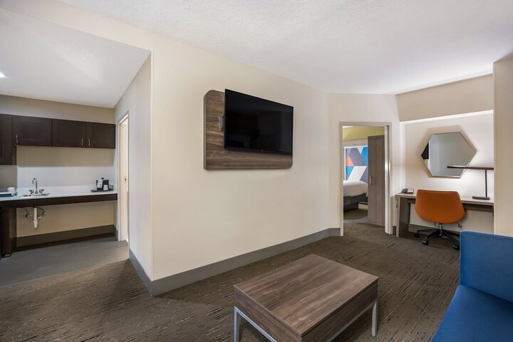 Holiday Inn Express Hotel & Suites PERRY by IHG