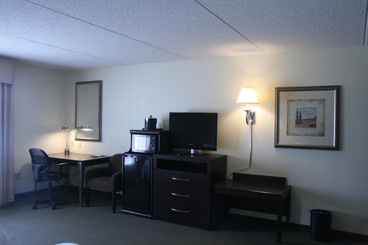 Room 11 of 49