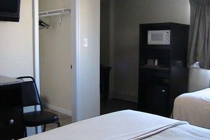Room 20 of 35