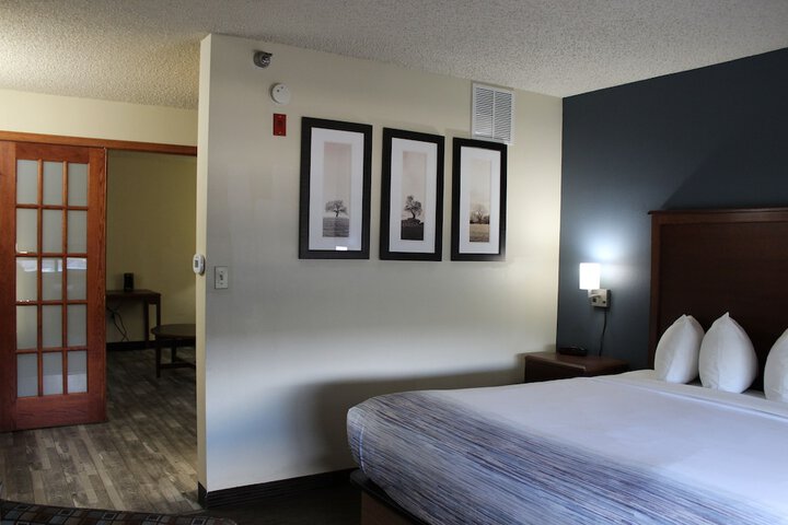 Room 18 of 67