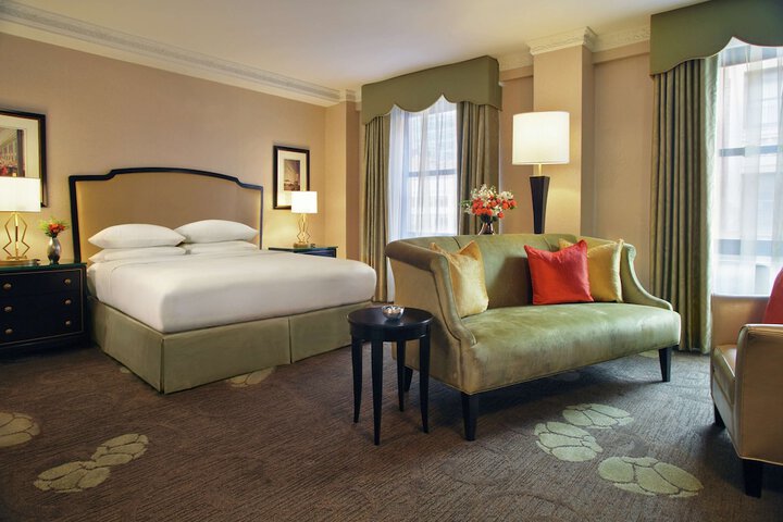 Room 42 of 87