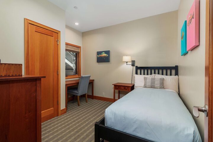 Headlands Coastal Lodge & Spa