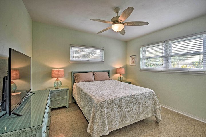 Charming Port Orange Home - Walk to Beach!
