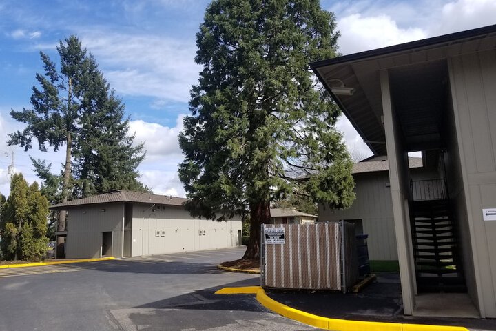 Village Inn Springfield