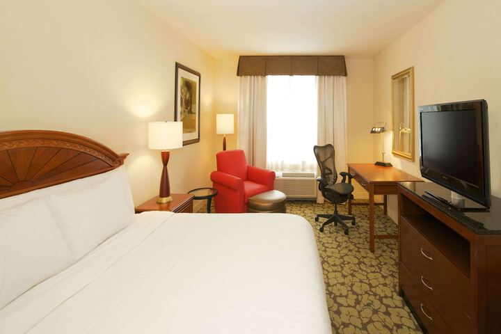 Room 21 of 43