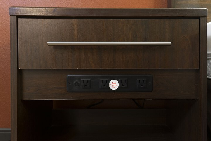 Room 25 of 27
