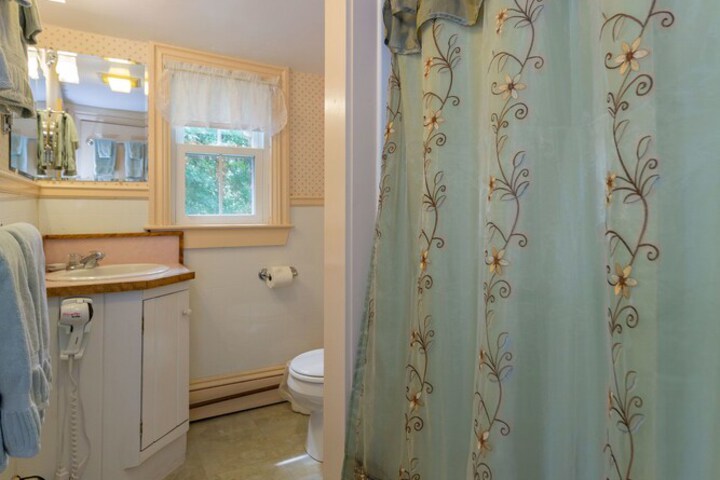 Room 6 of 41