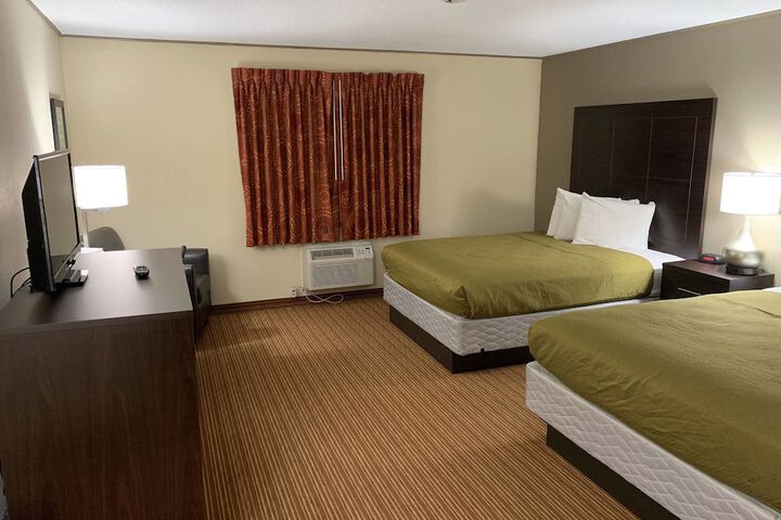 Room 22 of 34