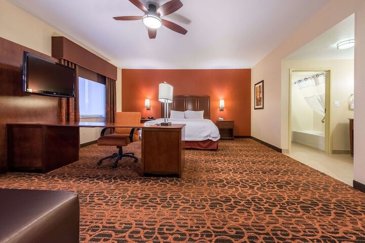 Room 27 of 53