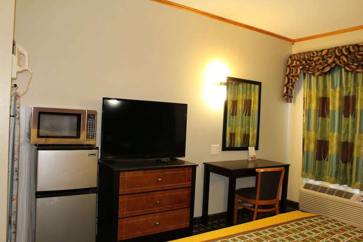 Room 3 of 17