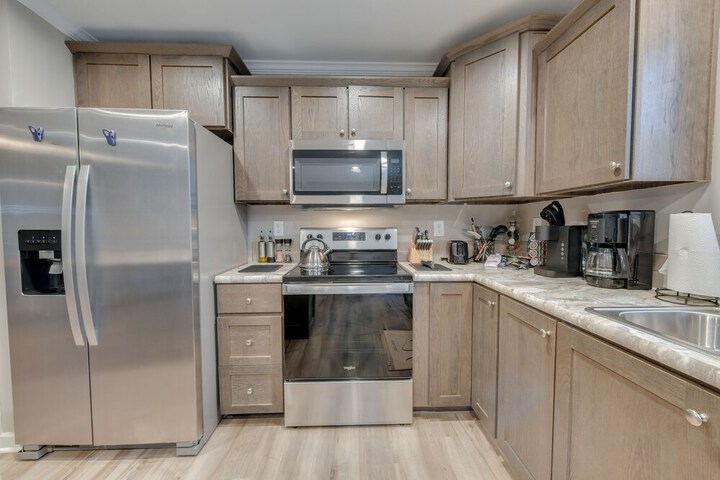 Family-friendly Home w / Deck Near Colonial Beach!