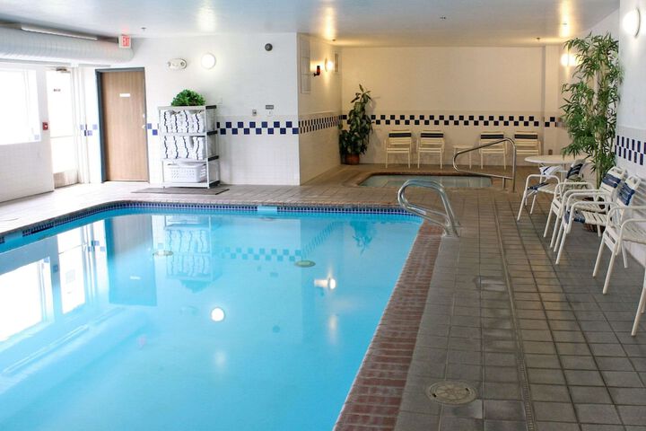 Pool 4 of 39