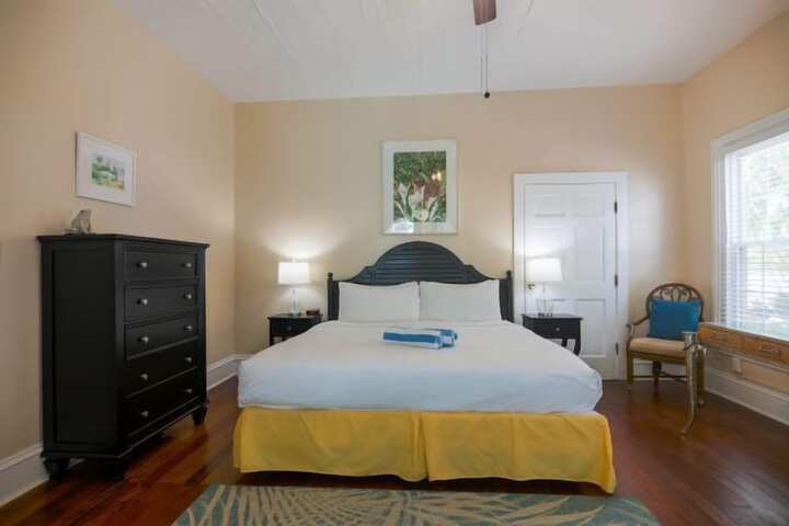Room 158 of 171