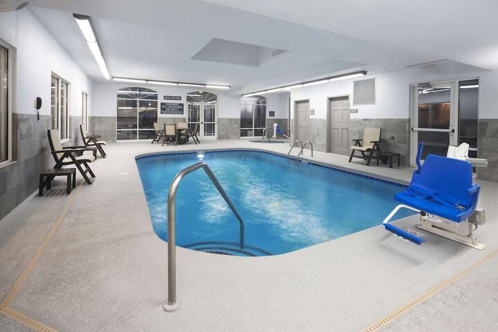 Pool 7 of 47