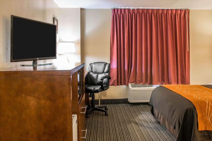 Room 11 of 70