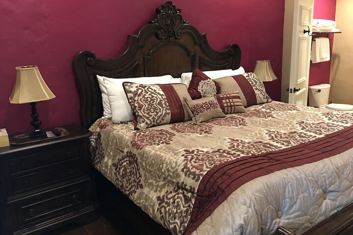 Room 13 of 31