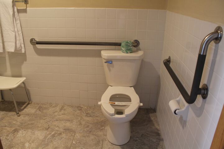 Room 6 of 23