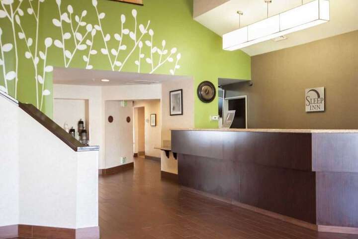 Hotel Interior 6 of 23