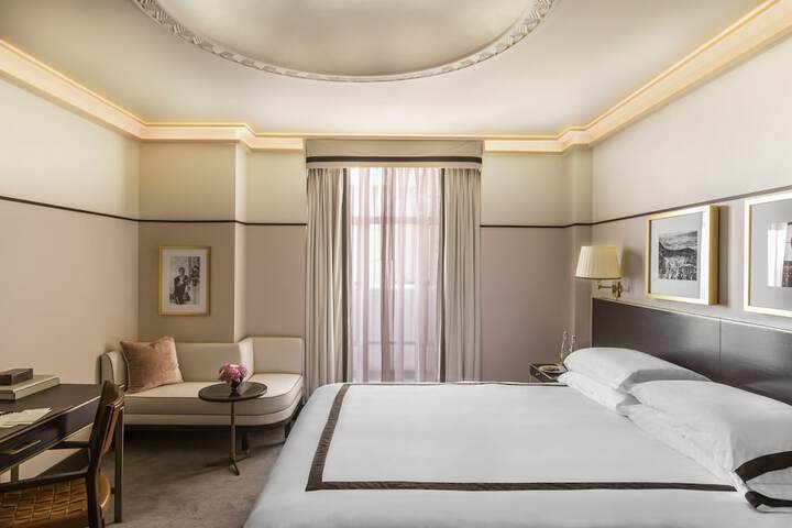 Room 10 of 45