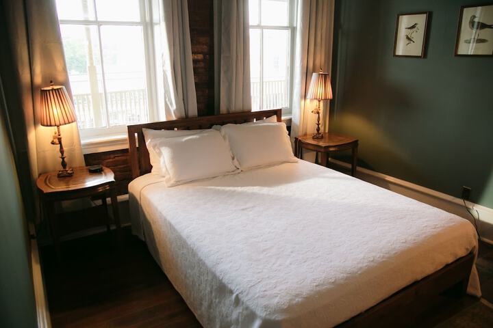Room 71 of 87
