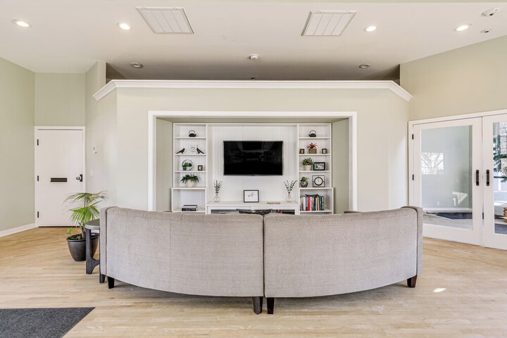 1 Mi to Mohegan Sun: Studio w / Golf Course Views