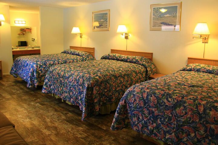 Room 33 of 55