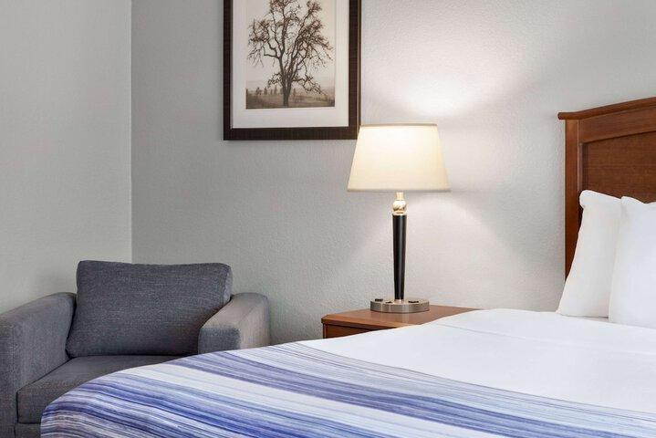 AmericInn by Wyndham Bemidji