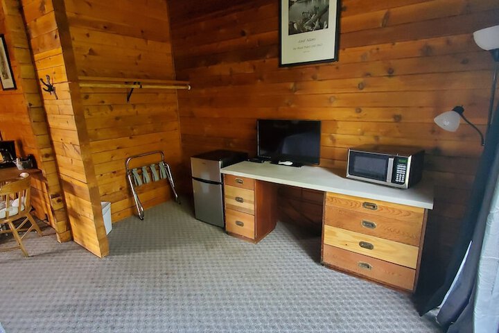 Virginian Resort